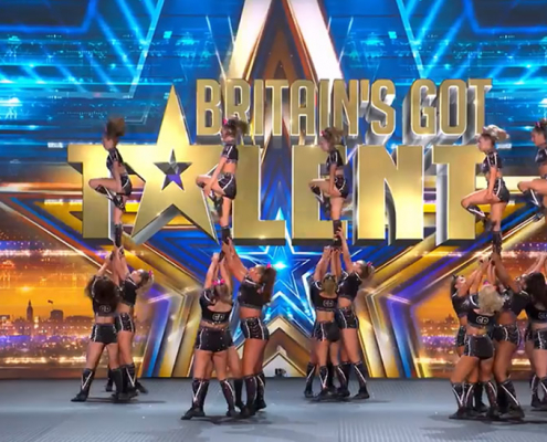 Lady Grenades perform to Lizzo hit in EXPLOSIVE performance